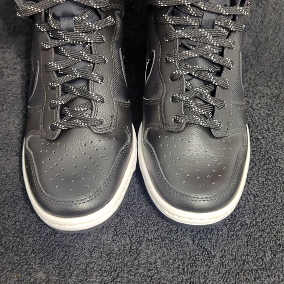 🔥Nike Dunk Sky Hi Essential Wedge Sneakers - Picture 6 of 11